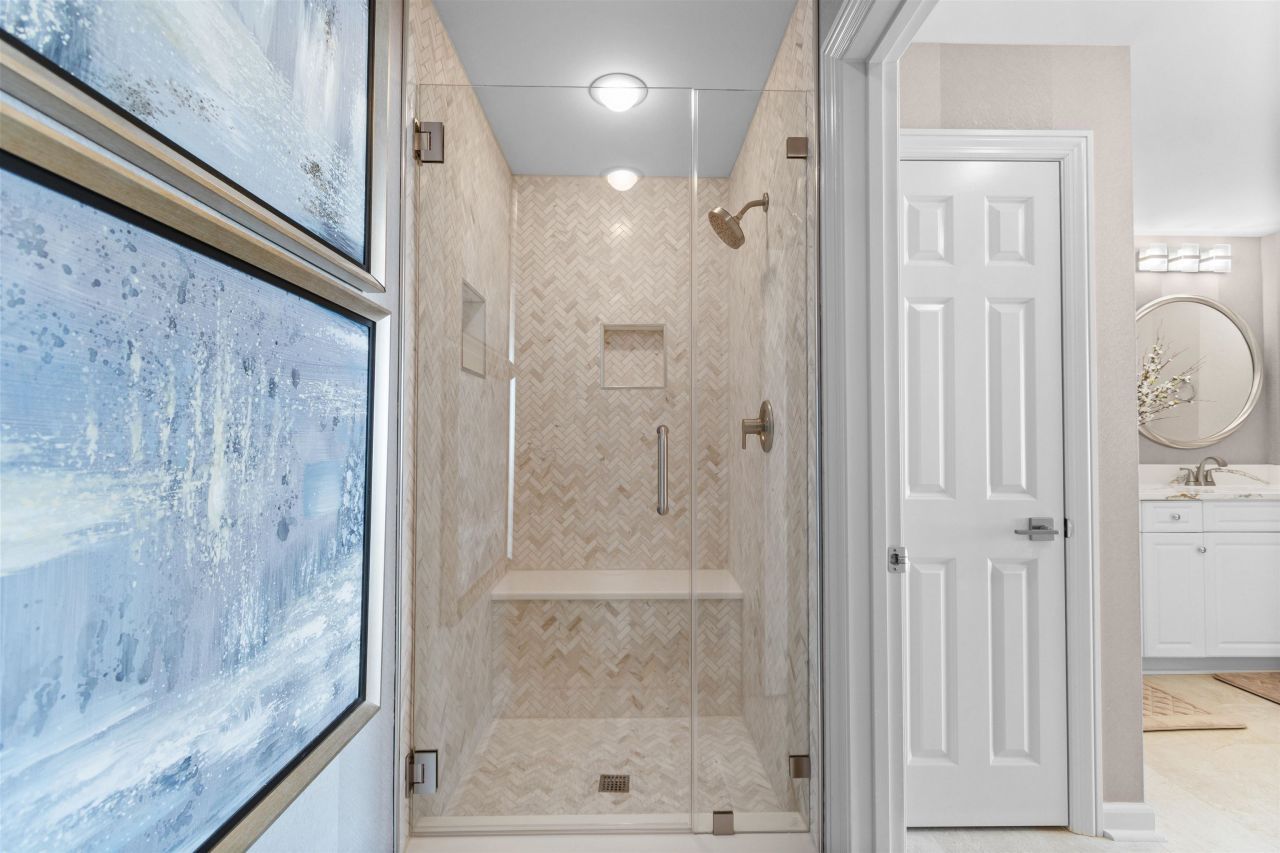 8500 Margate Circle Photo 23