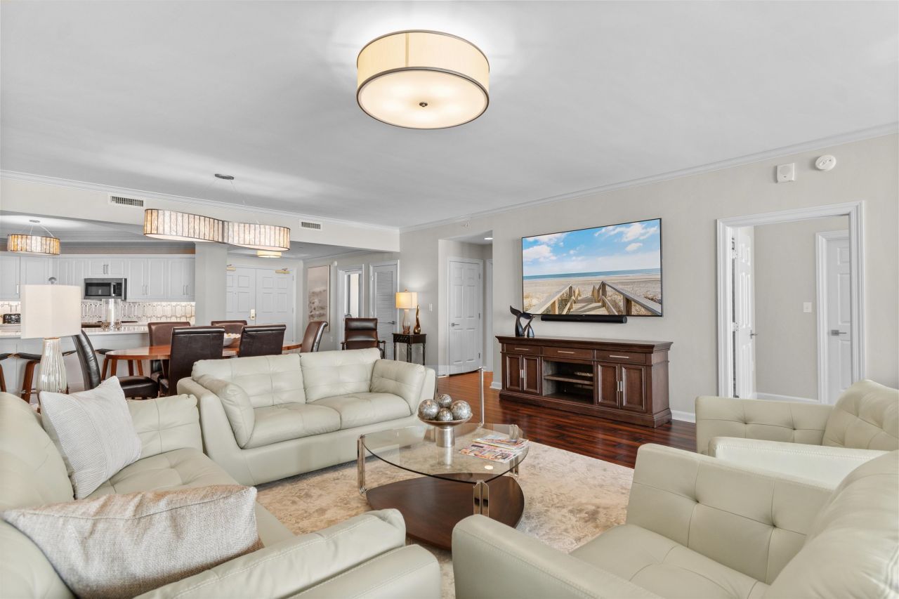 8500 Margate Circle Photo 9