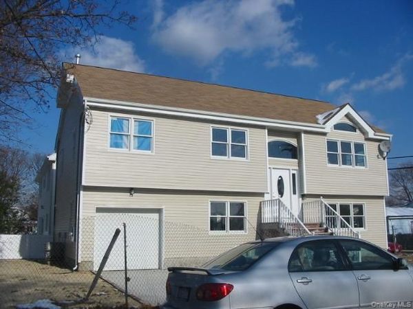 94 Roger Avenue , Inwood, NY 11096