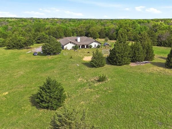 1959 Marlow Road, Bells, TX 75414