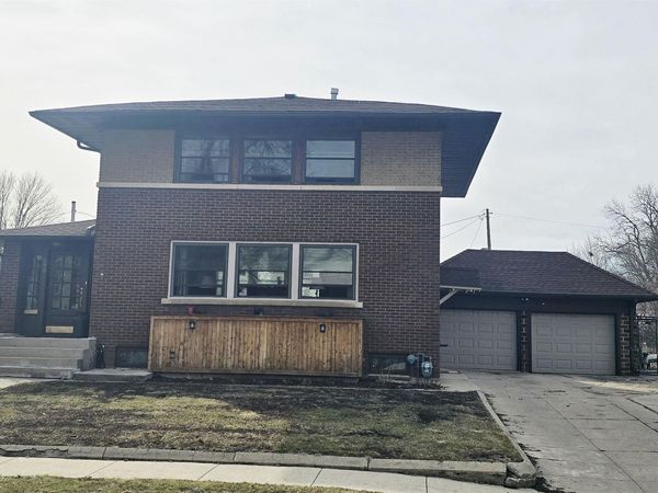 590 Allen Avenue, Garner, IA 50438