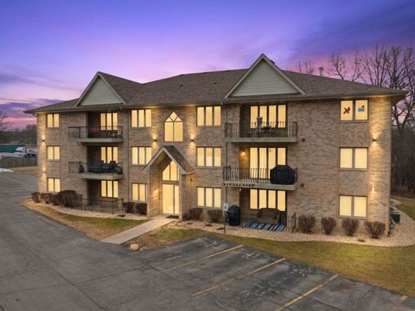 5140 Shadow Creek Drive , Unit 5, Oak Forest, IL 60452