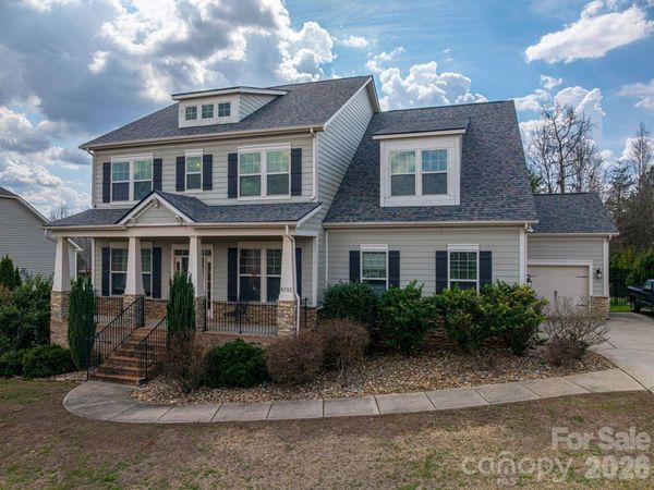 6352 Willow Farm Drive, Denver, NC 28037