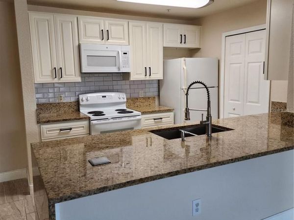 5455 VINELAND ROAD , Unit 3105, ORLANDO, FL 32811