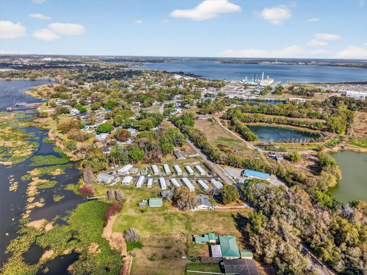 429 Longfellow Boulevard , Lakeland, FL 33801 Photo