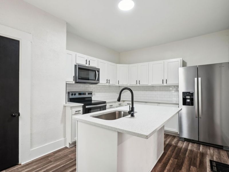 1532 Parsons Avenue, Columbus, OH 43207 Photo 9