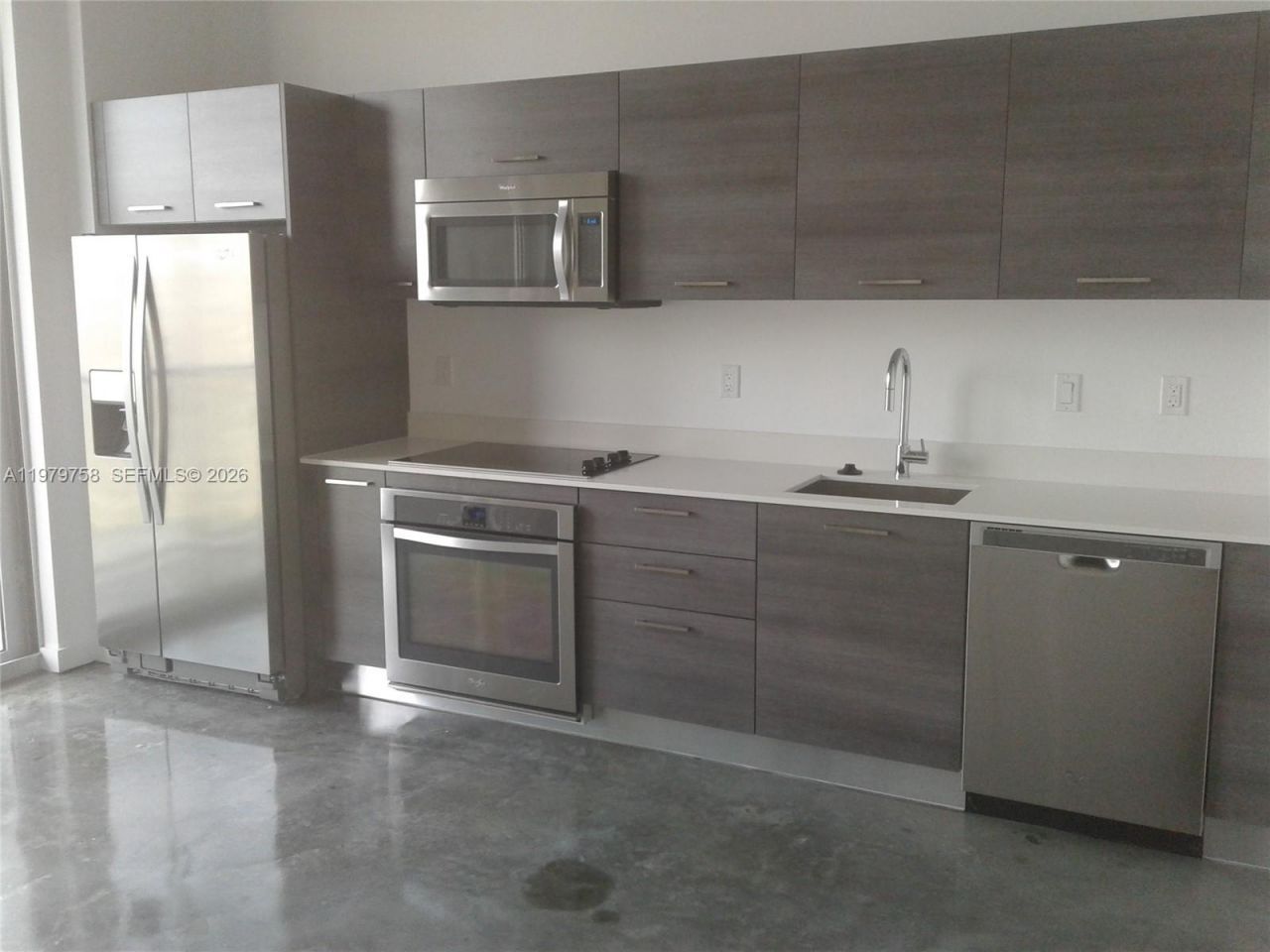 151 SE 1st St , Unit 906, Miami, FL 33131 Photo
