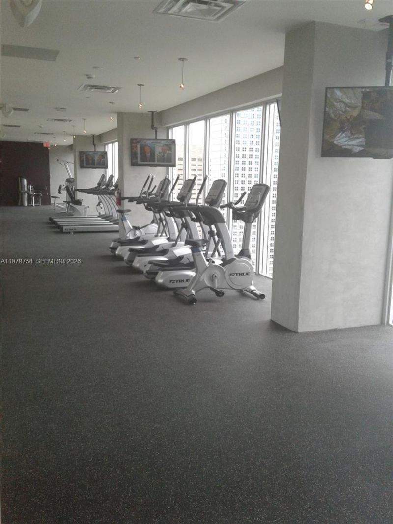 151 SE 1st St , Unit 906, Miami, FL 33131 Photo