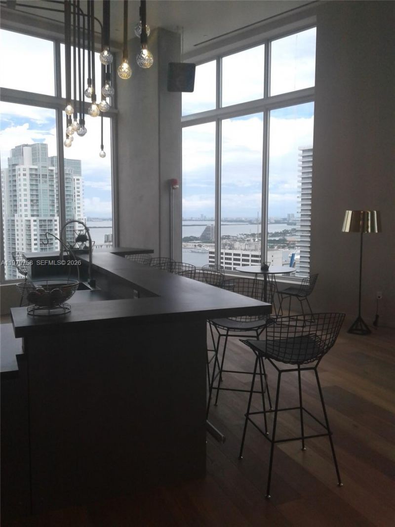 151 SE 1st St , Unit 906, Miami, FL 33131 Photo