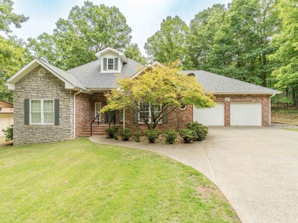 35 DELGADO Way, Hot Springs Village, AR 71909