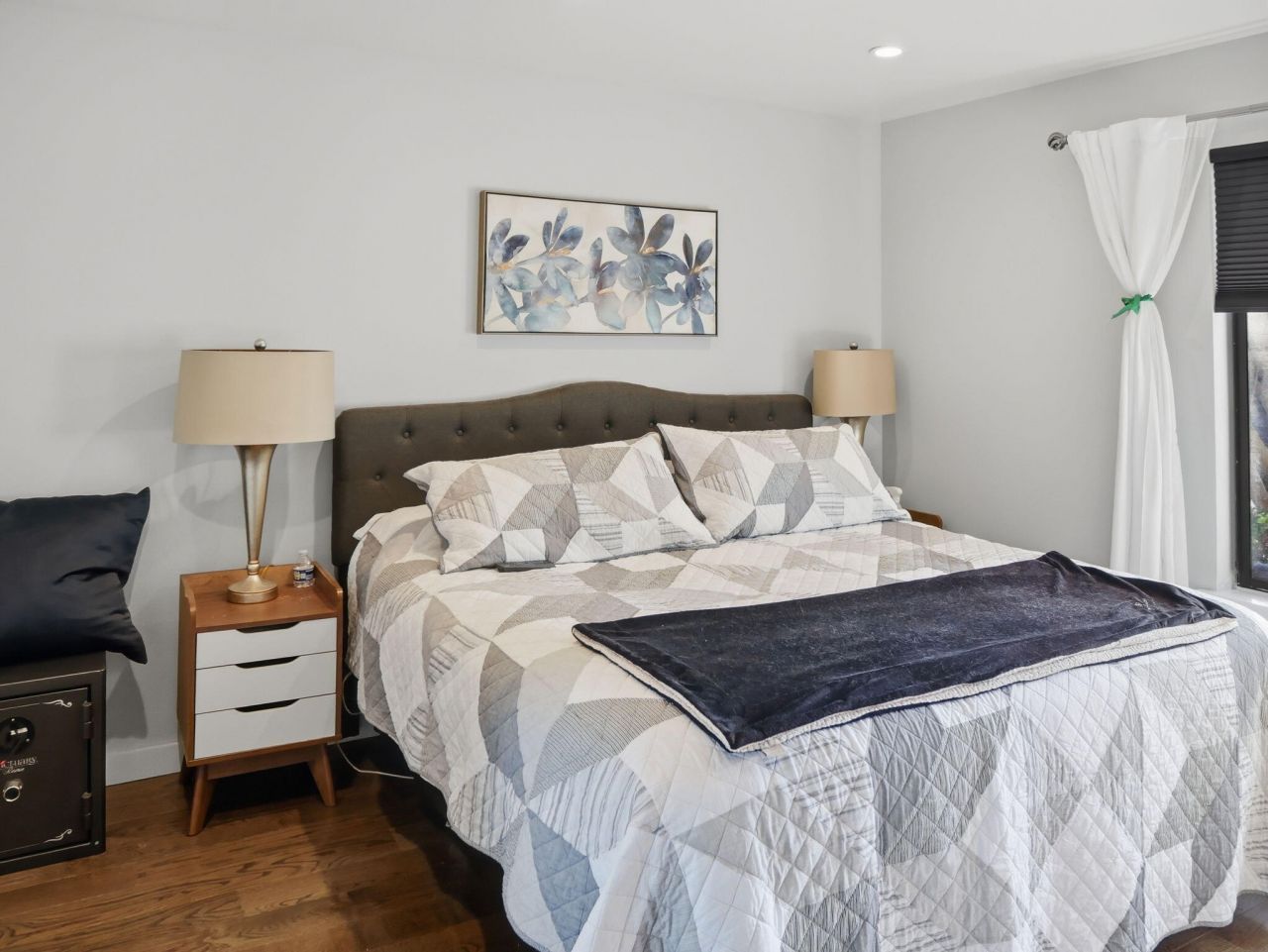 1481 Center Street Photo 10