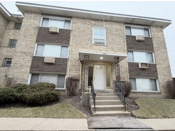2033 W 111th Street , Unit 2S, Chicago, IL 60643