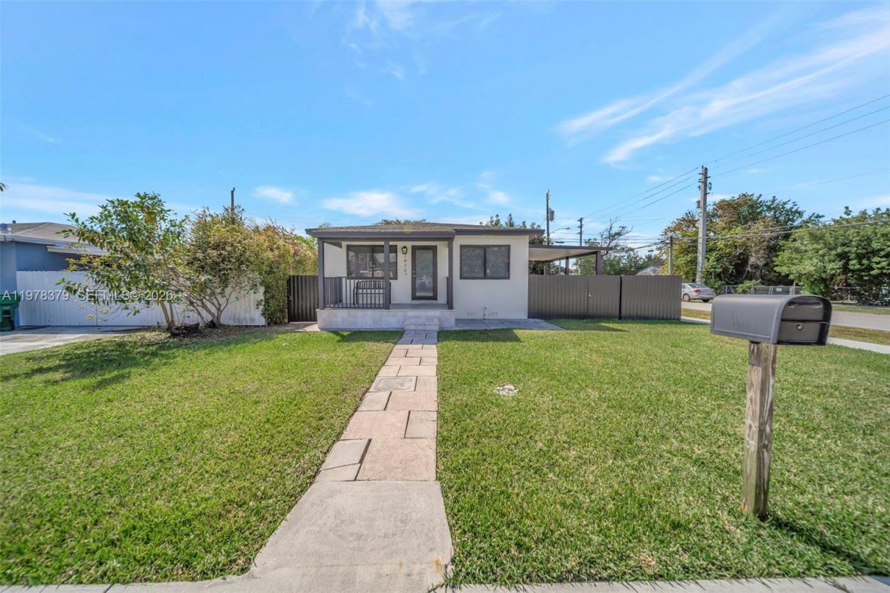7470 SW 37th St , Miami, FL 33155 Photo
