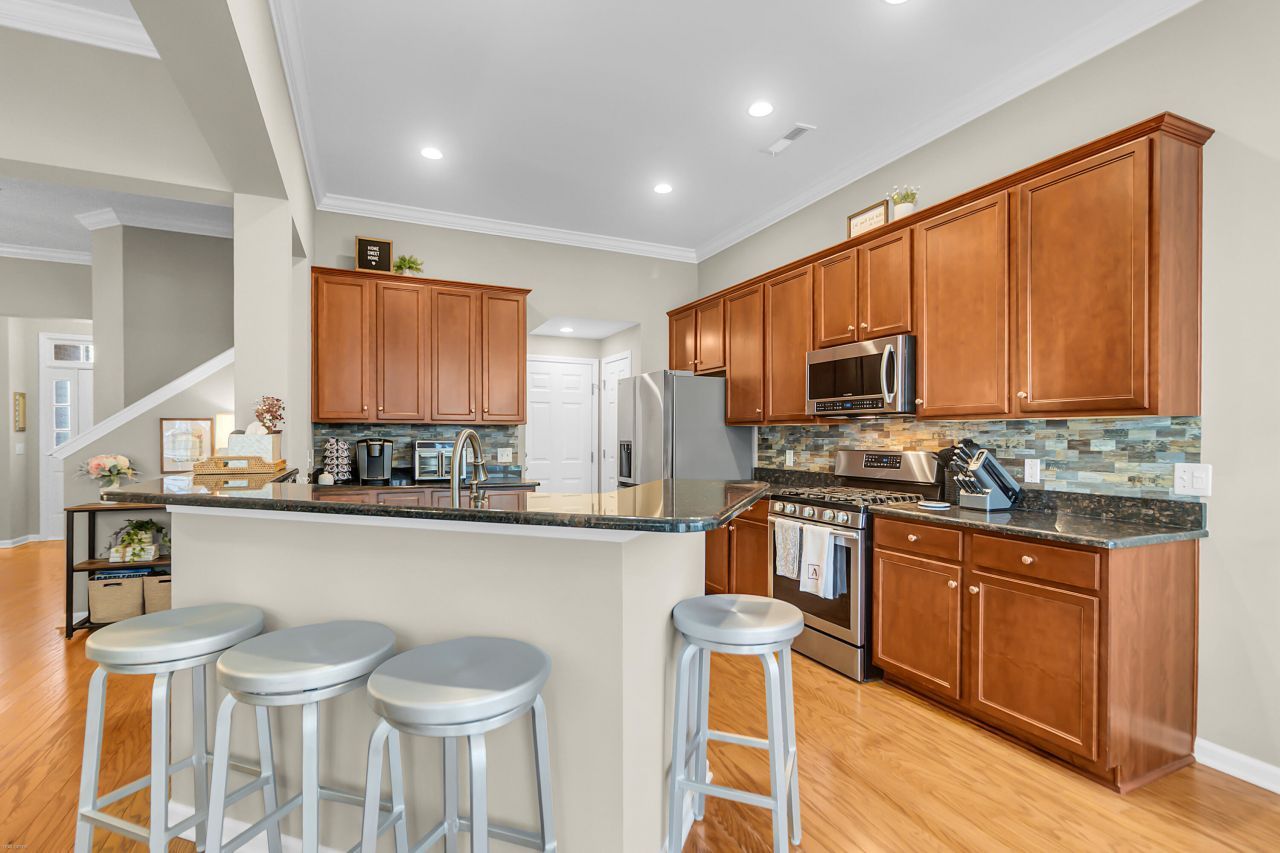 1219 Circle Oaks Drive Photo 13