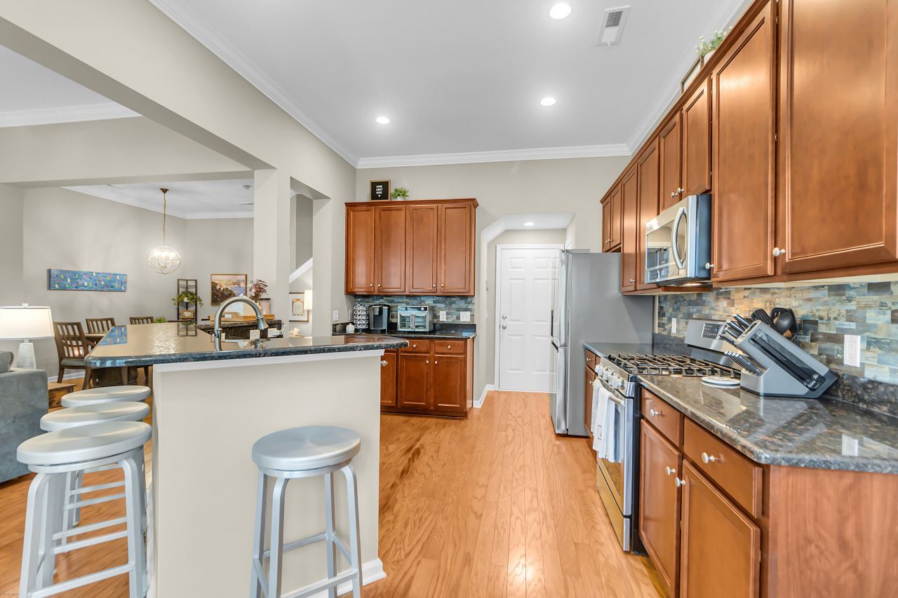 1219 Circle Oaks Drive Photo 14