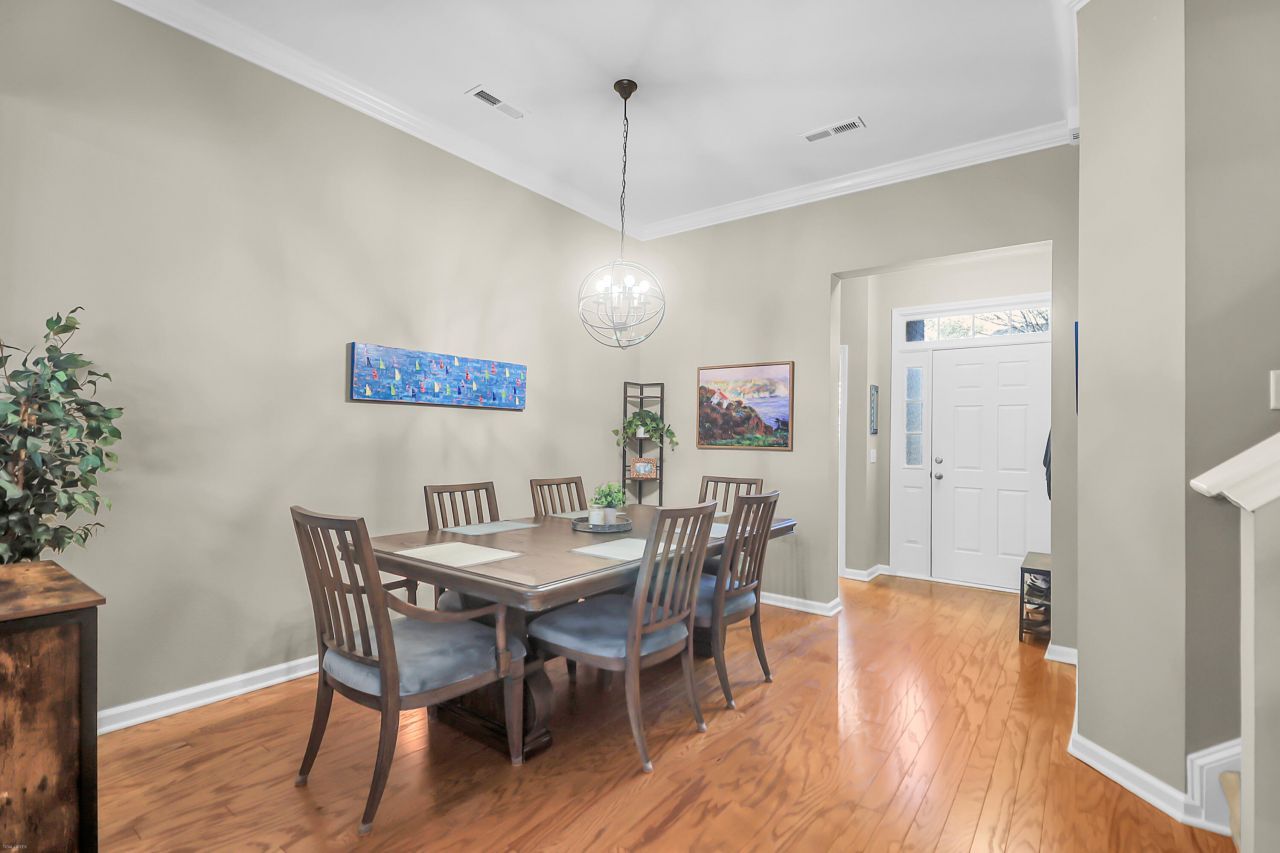 1219 Circle Oaks Drive Photo 6