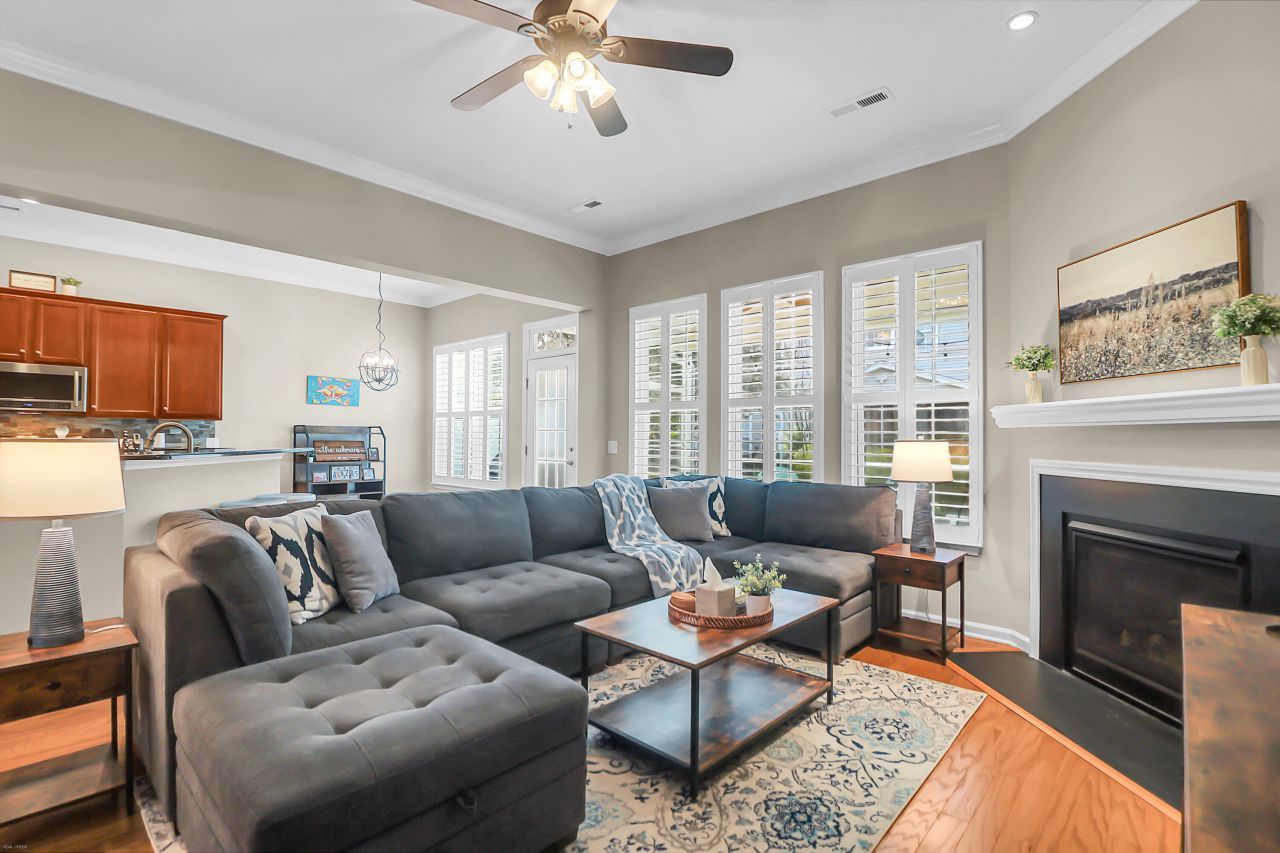 1219 Circle Oaks Drive Photo 9