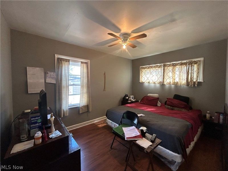 10518 Parkhurst Drive, Cleveland, OH 44111 Photo 11