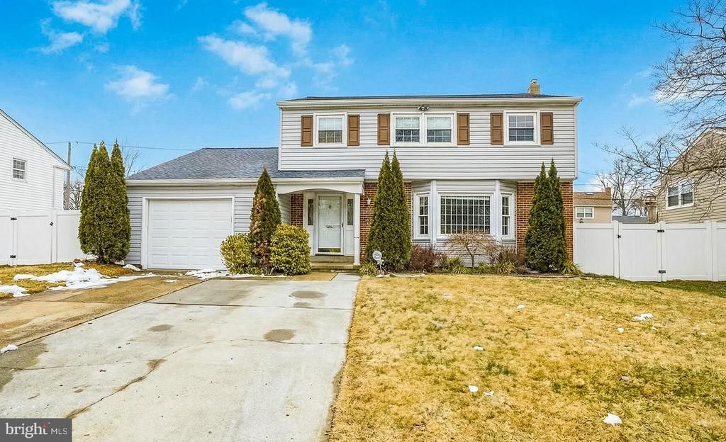 1007 Stonewood Road, Wilmington, DE 19810 Main Photo