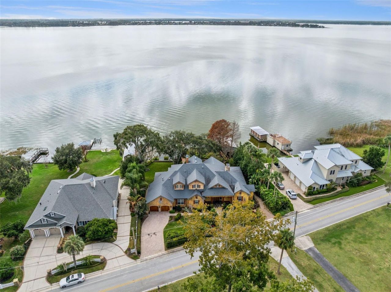 1490 Lakeshore Drive, Mount Dora, FL 32757 Photo