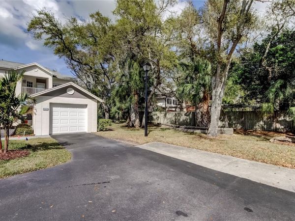 11303 SHIPWATCH LANE , Unit 1865, LARGO, FL 33774