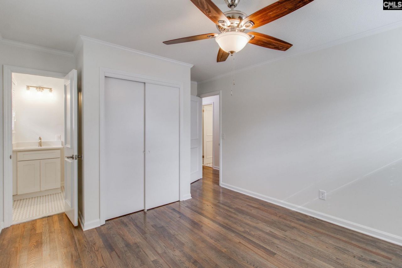 1919 Windsor Drive  Photo 17