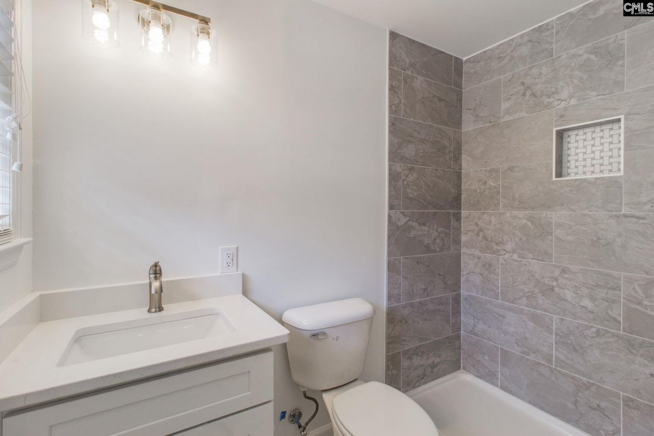 1919 Windsor Drive  Photo 18