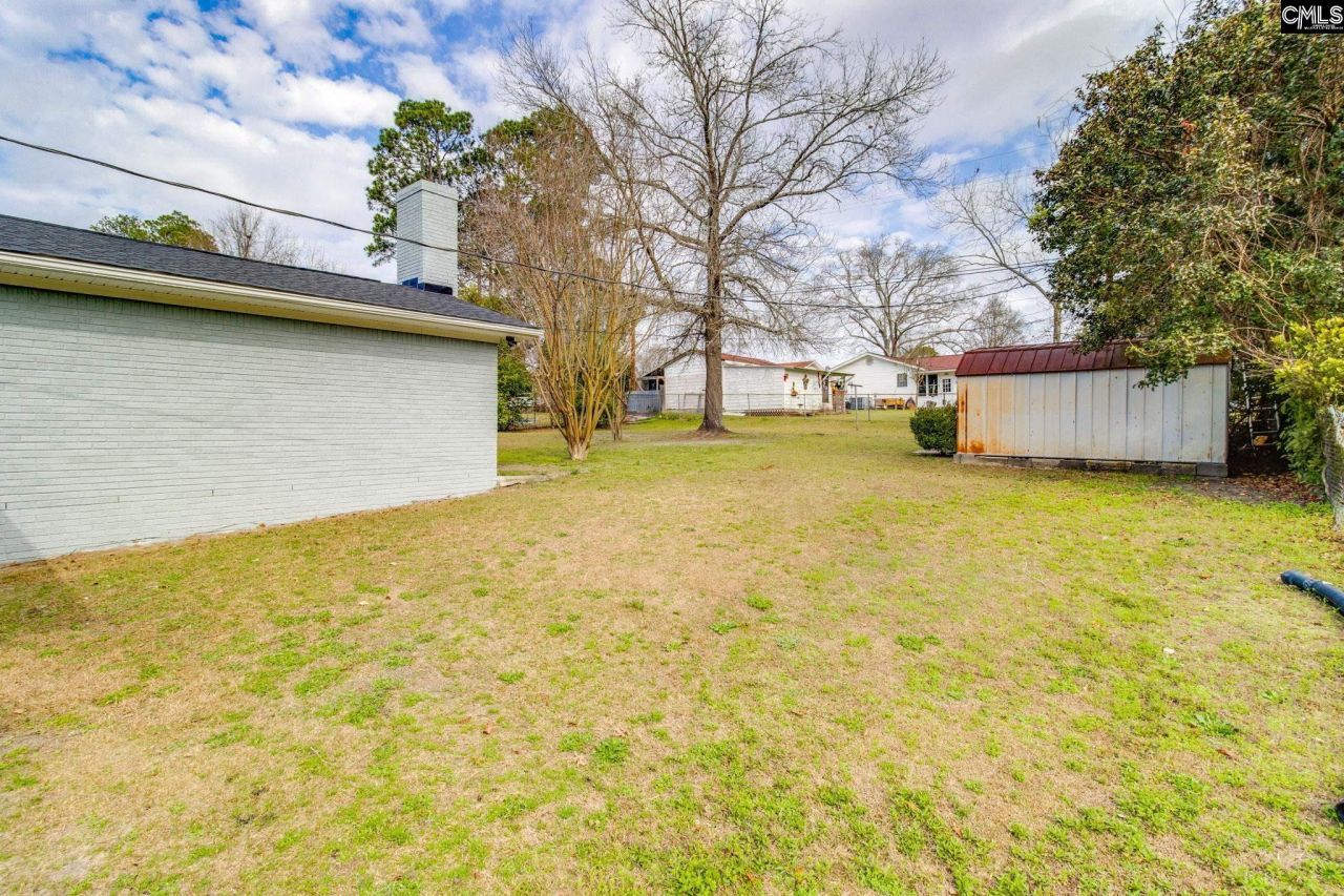 1919 Windsor Drive  Photo 27