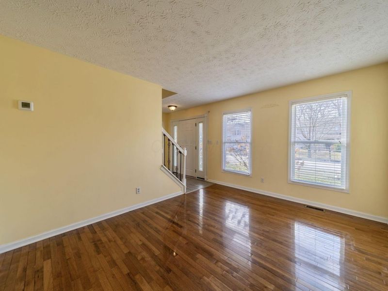 846 Executive Boulevard, Delaware, OH 43015 Photo 11