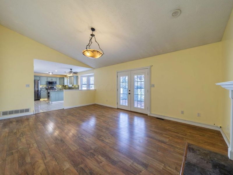 846 Executive Boulevard, Delaware, OH 43015 Photo 23