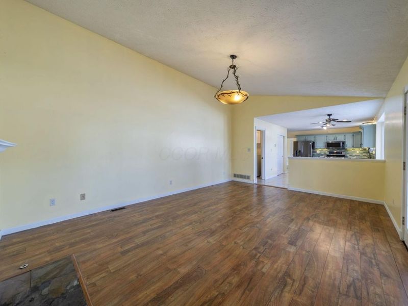 846 Executive Boulevard, Delaware, OH 43015 Photo 24