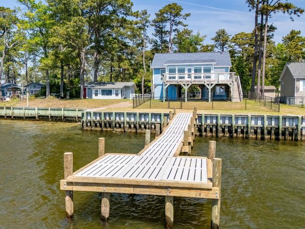 3465 Janiero Road, Arapahoe, NC 28510