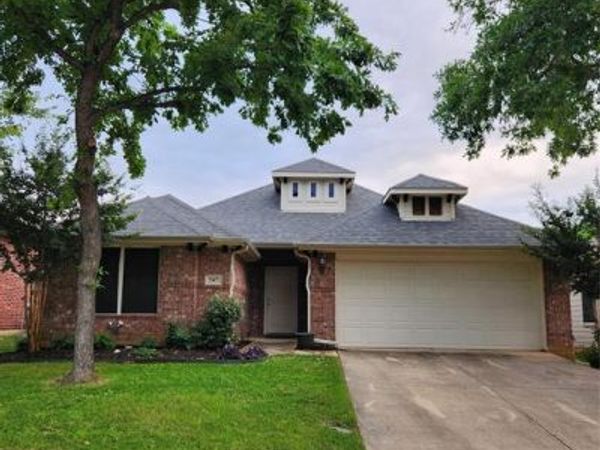 507 Jefferson Lane, Lake Dallas, TX 75065