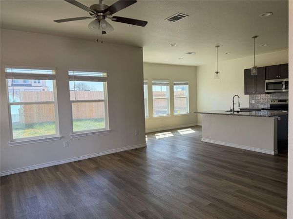 510 Whirlaway DR , Unit A, Jarrell, TX 76537