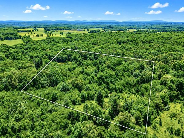 Adams Creek Rd, Crossville, TN 38571