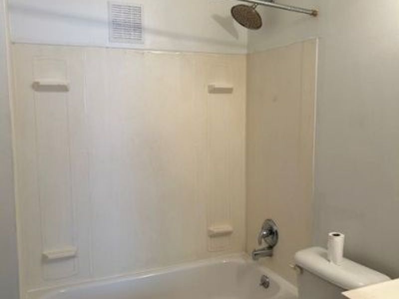 15710 Holmes Avenue, Cleveland, OH 44110 Photo 11