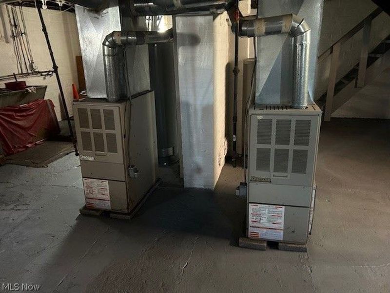 15710 Holmes Avenue, Cleveland, OH 44110 Photo 15