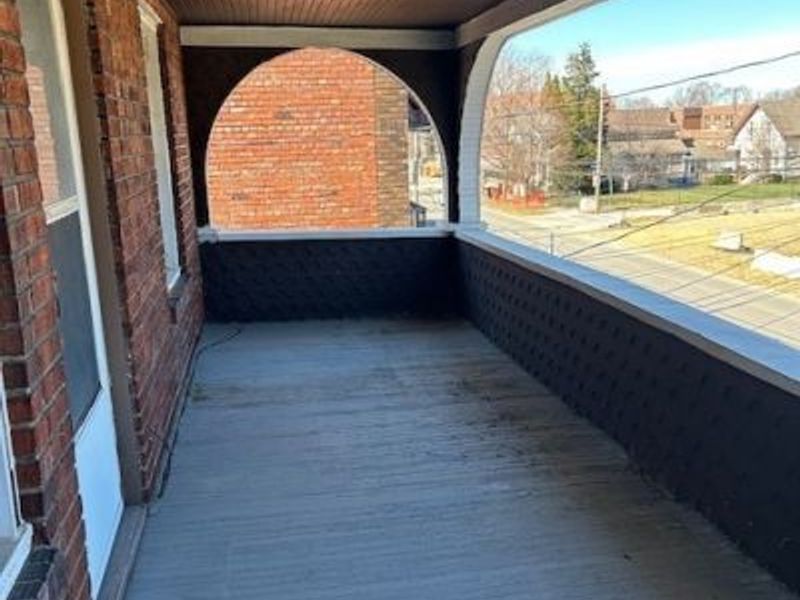 15710 Holmes Avenue, Cleveland, OH 44110 Photo 3