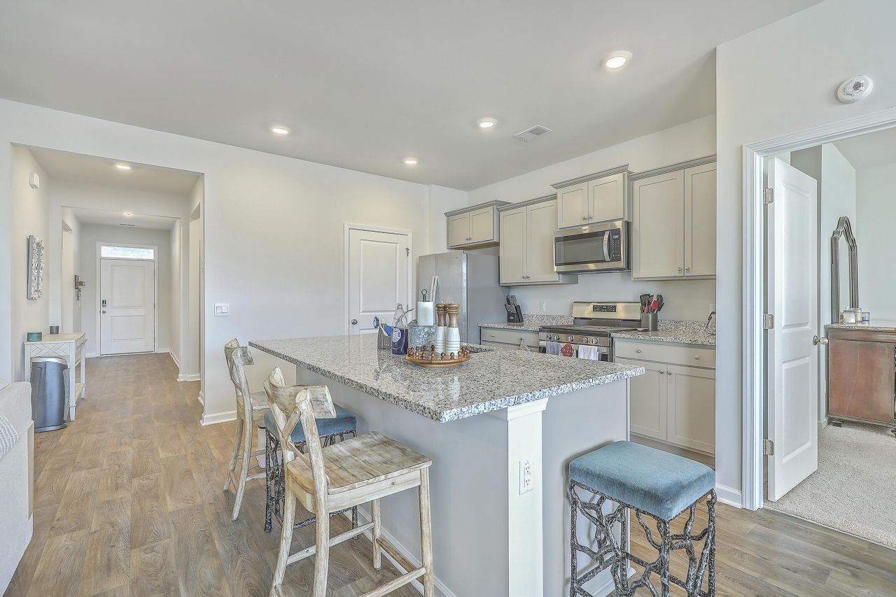 124 Lagoona Drive Photo 10