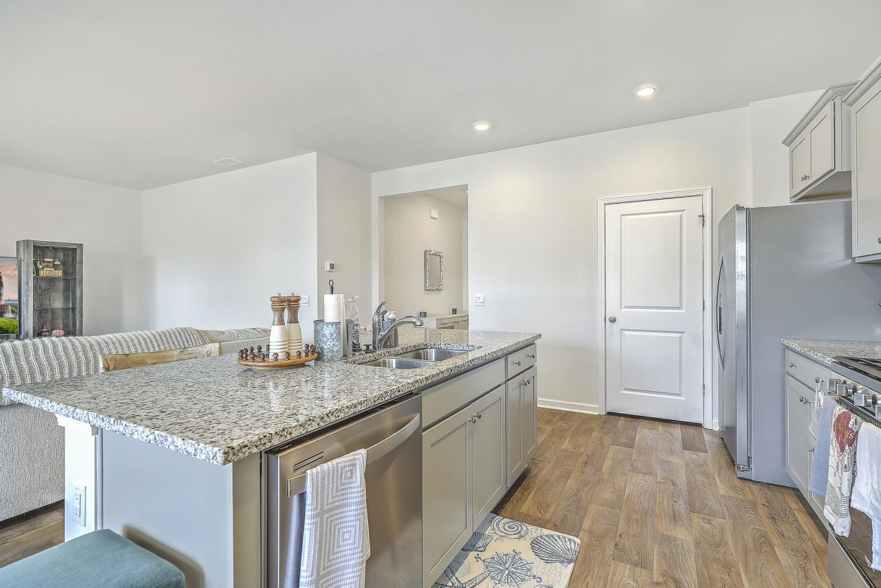 124 Lagoona Drive Photo 11