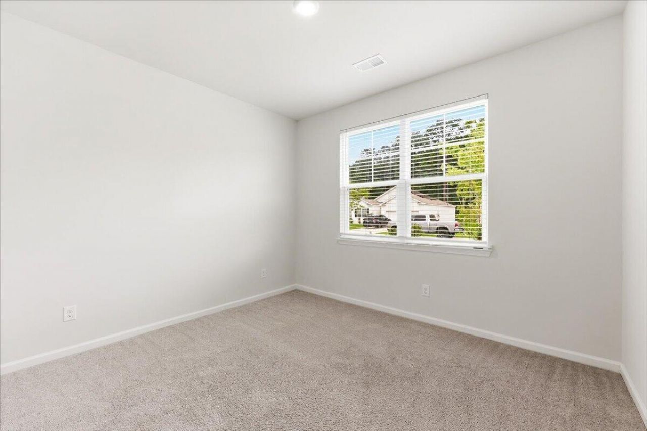 124 Lagoona Drive Photo 14