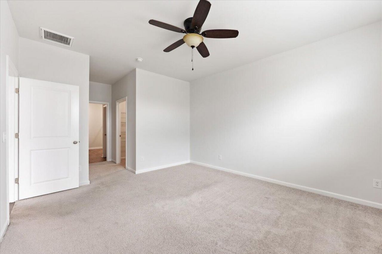 124 Lagoona Drive Photo 20