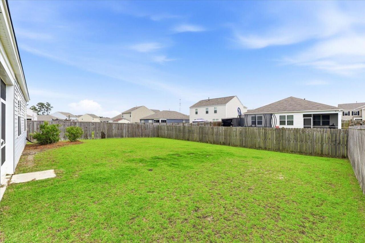 124 Lagoona Drive Photo 23
