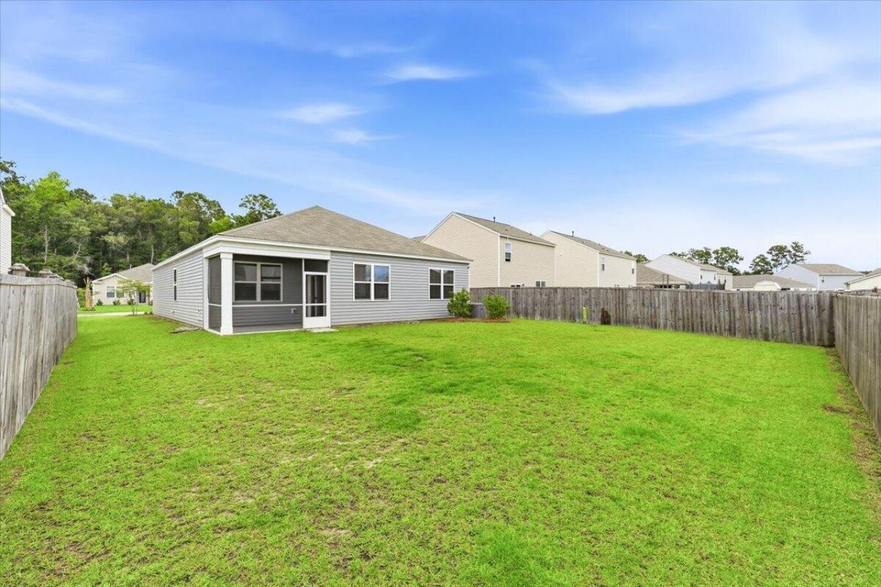 124 Lagoona Drive Photo 24