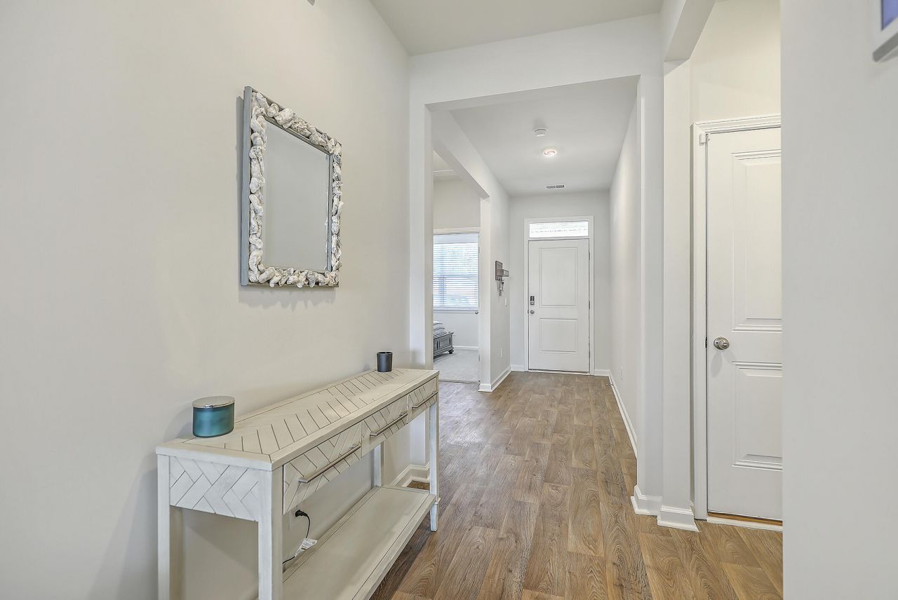 124 Lagoona Drive Photo 7