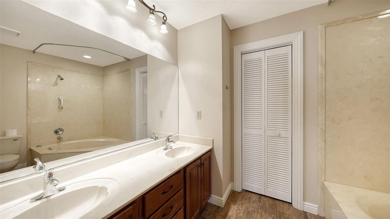 4767 Oak Hill Court, Unit 48, Sarasota, FL 34232 Photo