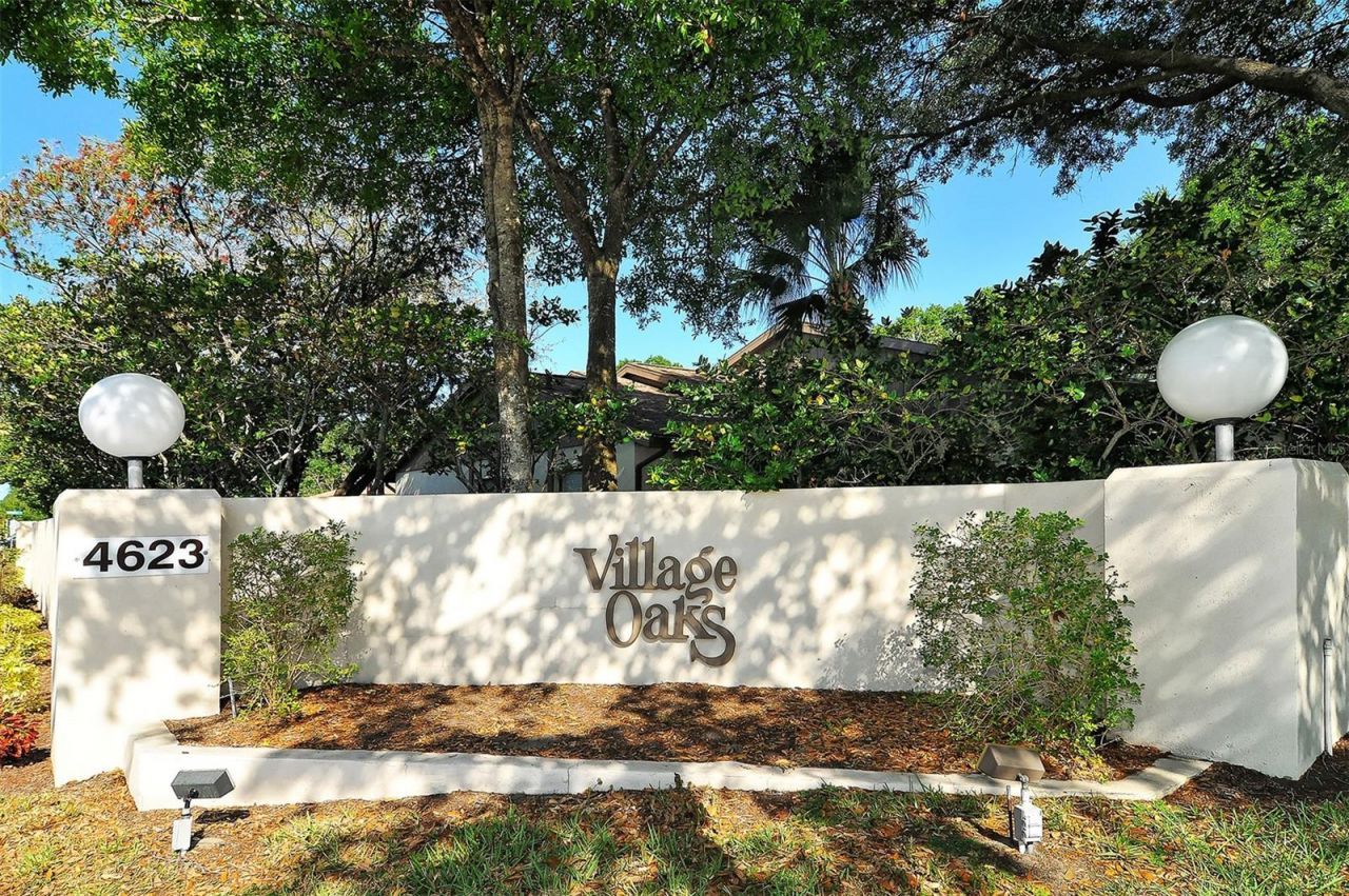 4767 Oak Hill Court, Unit 48, Sarasota, FL 34232 Photo