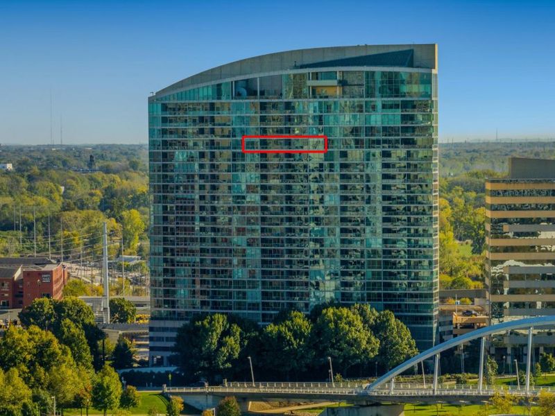 1 Miranova Place, Unit 2200, Columbus, OH 43215 Photo 1