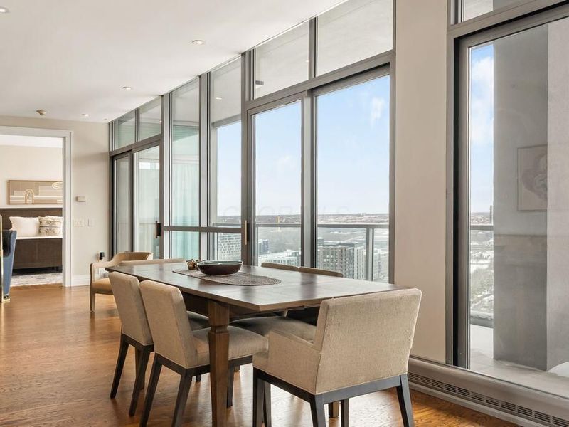 1 Miranova Place, Unit 2200, Columbus, OH 43215 Photo 23