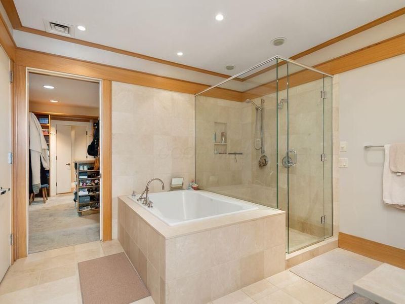 1 Miranova Place, Unit 2200, Columbus, OH 43215 Photo 28